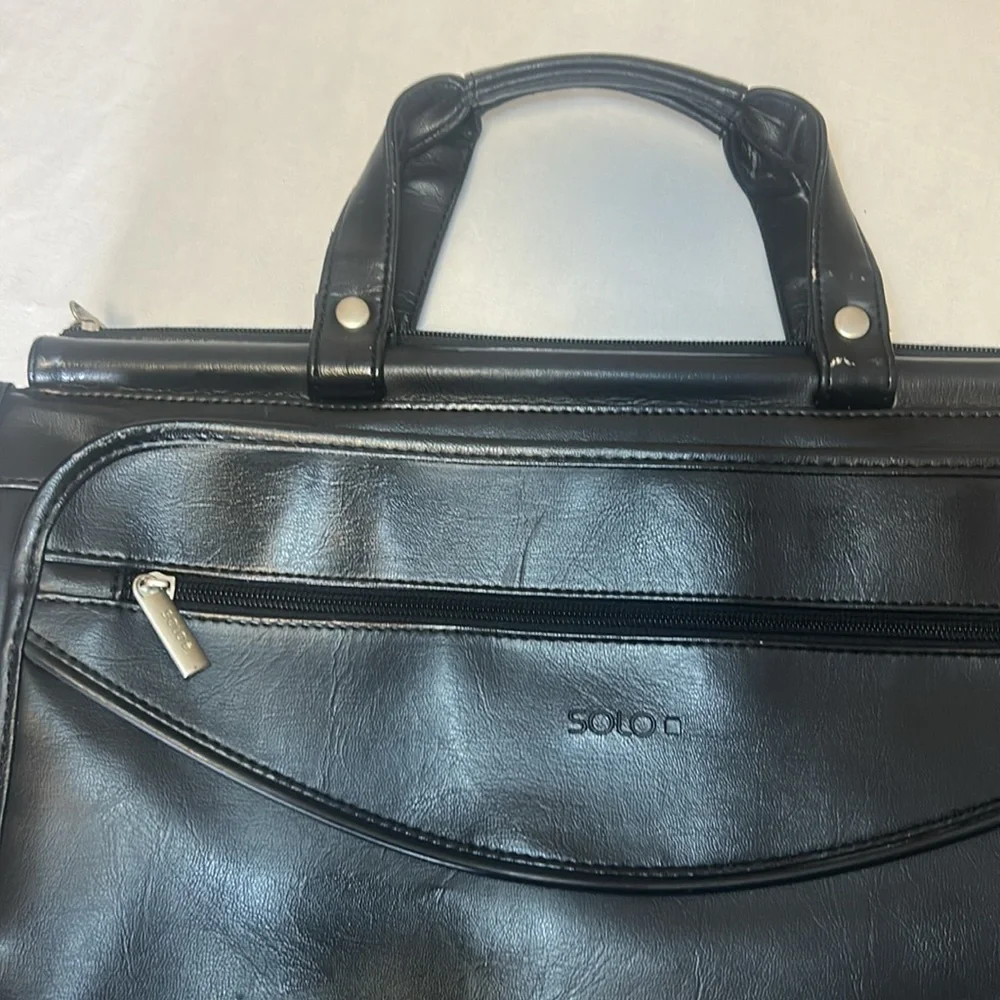 Solo Black Leather Briefcase for Men
